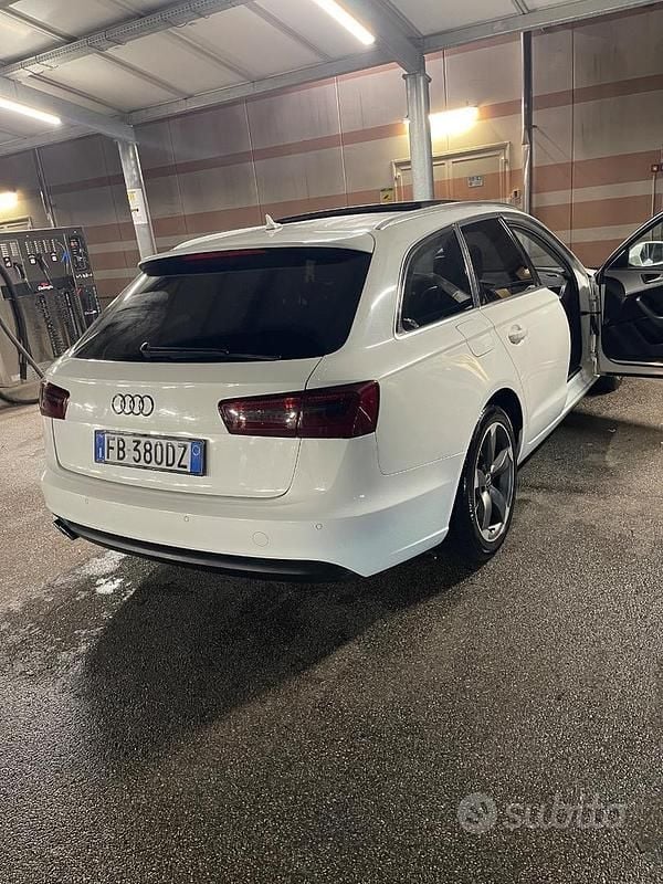 Usata Audi A6 177 CV (130 kW) 2015 Bianco Station wagon