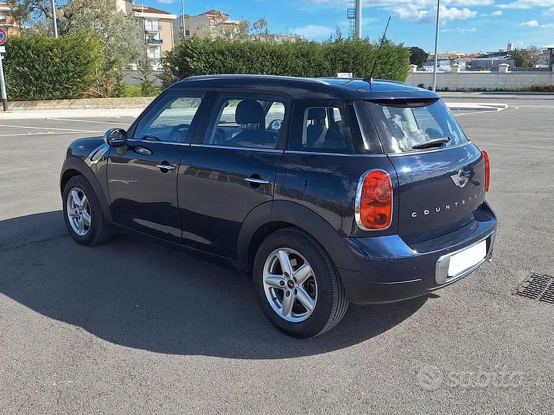 Begagnad Mini One D Countryman 90 HK (66 kW) 2013 Blå SUV