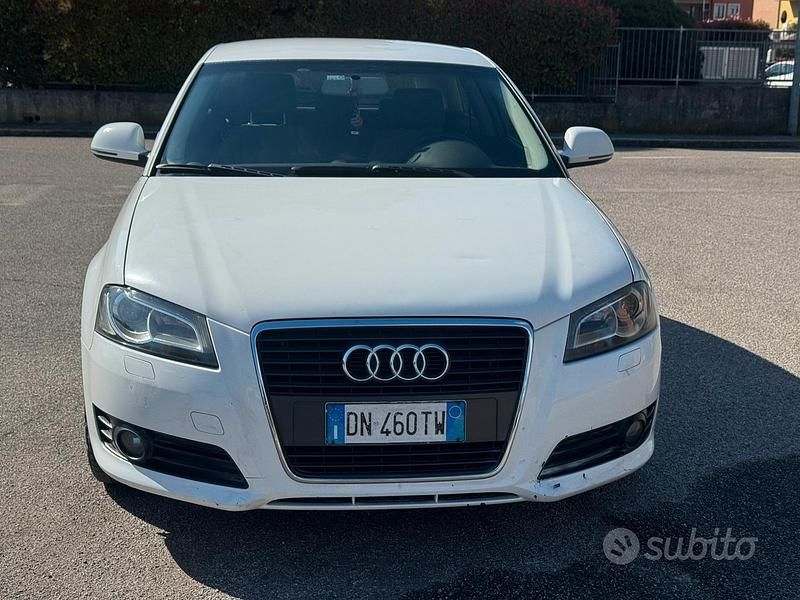 Usata Audi A3 102 CV (75 kW) 2009 Bianco Utilitaria