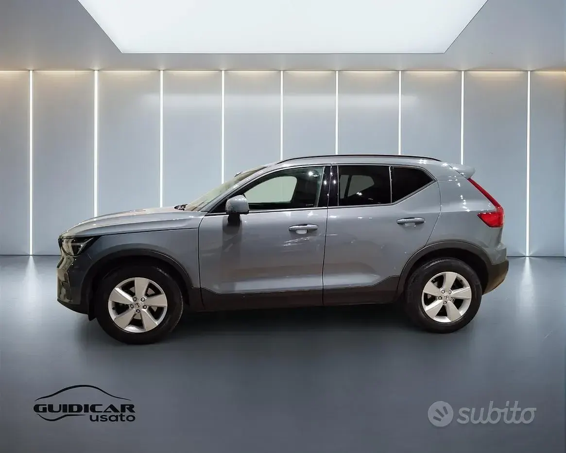 Usata Volvo XC40 129 CV (94 kW) 2023 Nero SUV