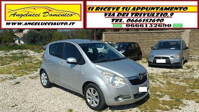 Usata Opel Agila 65 CV (47 kW) 2008 Argento Utilitaria