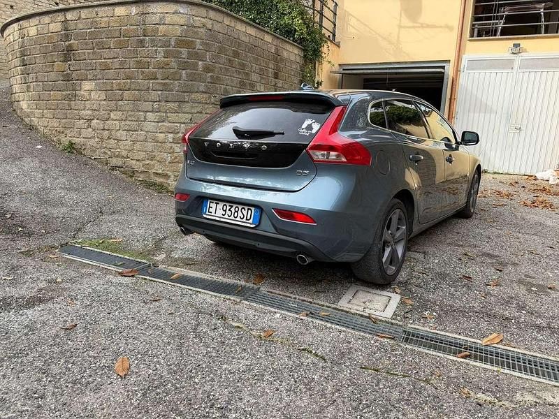 Usata Volvo V40 150 CV (110 kW) 2014 Berlina