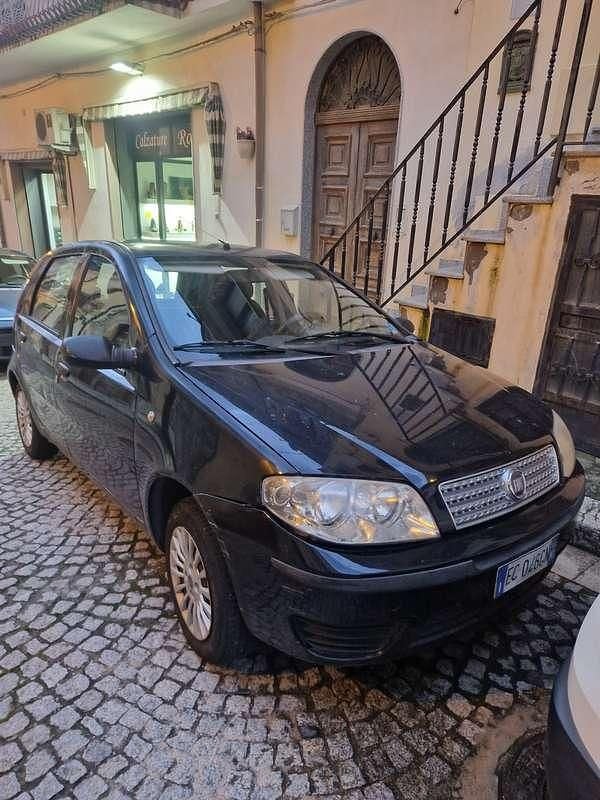 Usata Fiat Punto Classica 60 CV (44 kW) 2010 Utilitaria