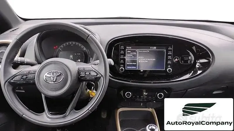 Usata Toyota Aygo X Trend 72 CV (52 kW) 2022 Bianco SUV
