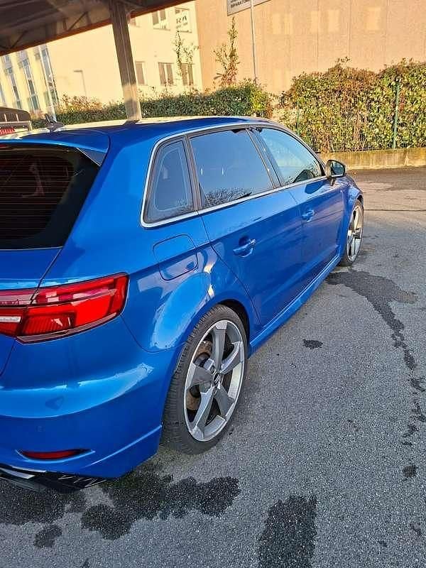 Usata Audi RS3 Ambiente 400 CV (294 kW) 2019 Blu/azzurro Berlina