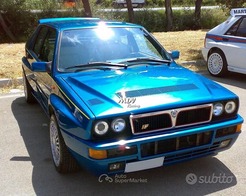 Usata Lancia Delta 211 CV (155 kW) 1995 Blu Utilitaria