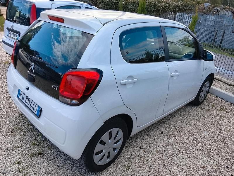 Usata Citroën C1 69 CV (50 kW) 2015 Bianco Utilitaria