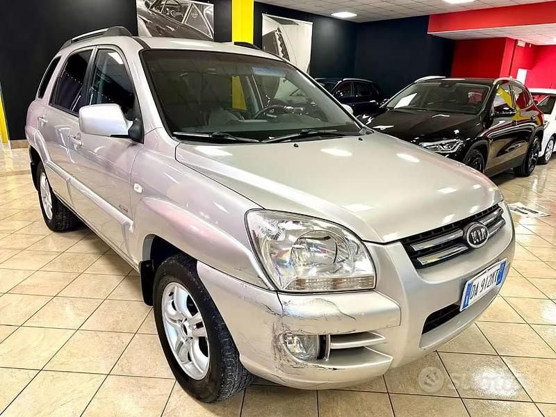 Usata Kia Sportage 141 CV (103 kW) 2006 Grigio SUV