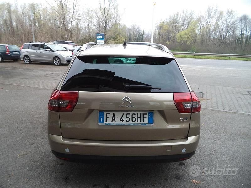 Usata Citroën C5 140 CV (102 kW) 2015 Giallo Station wagon