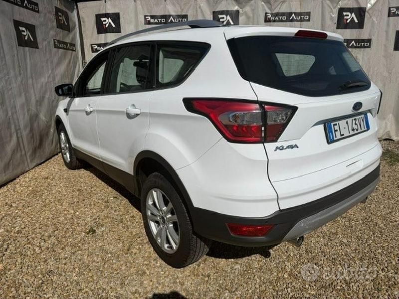 Usata Ford Kuga S 120 CV (88 kW) 2017 Bianco SUV