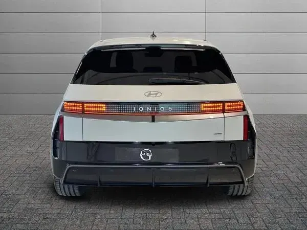 Nuova Hyundai Ioniq 5 N Line 2025 Atlas white matte SUV