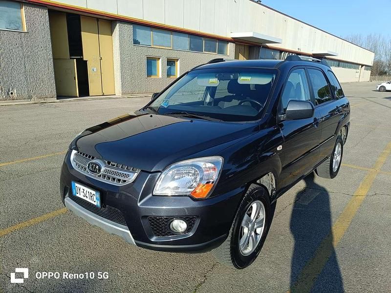 Usata Kia Sportage Active 141 CV (103 kW) 2009 Grigio SUV