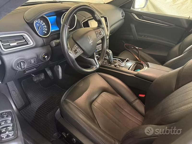 Usata Maserati Ghibli 250 CV (183 kW) 2019 Blu Berlina