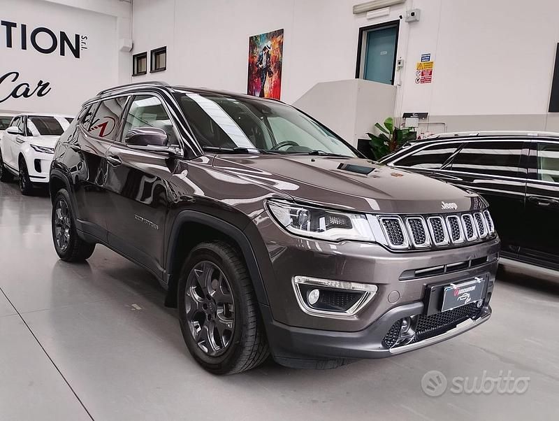 Usata Jeep Compass Opening Edition 140 CV (102 kW) 2017 Grigio SUV