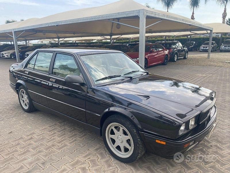 Usata Maserati 424 245 CV (180 kW) 1990 Nero Berlina