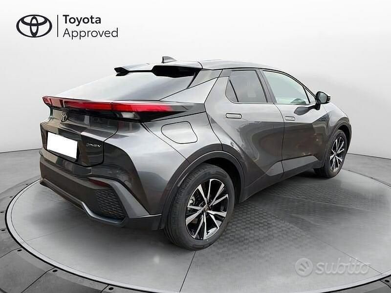 Usata Toyota C-HR Trend 223 CV (164 kW) 2025 Grigio SUV
