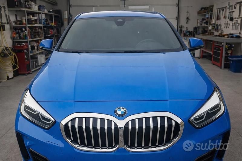 Usata BMW 118 M Sport 150 CV (110 kW) 2020 Blu/azzurro Utilitaria