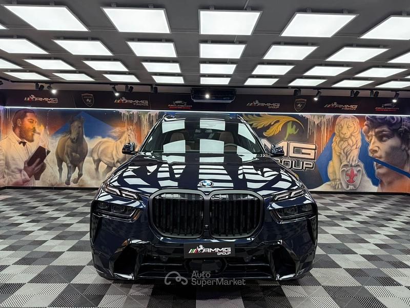 Nuova BMW X7 M Sport 340 CV (250 kW) 2026 Blu/azzurro SUV