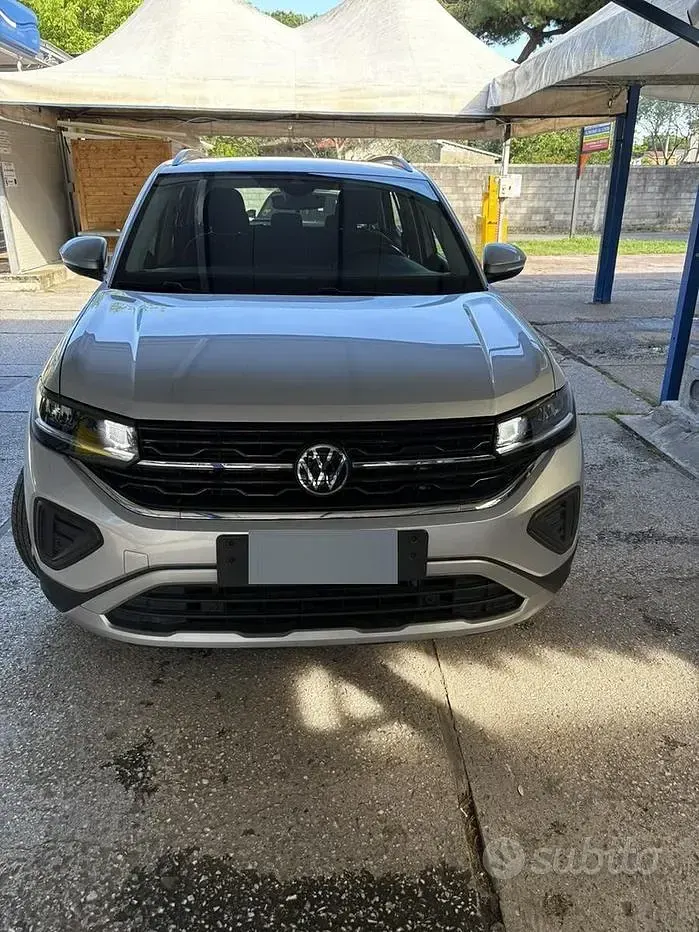Usata VW T-Cross 115 CV (84 kW) 2024 Grigio SUV