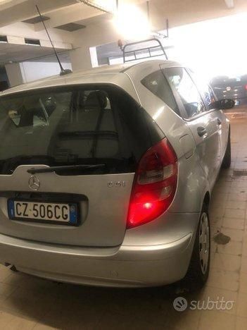 Usata Mercedes A200 109 CV (80 kW) 2005 Bianco Utilitaria