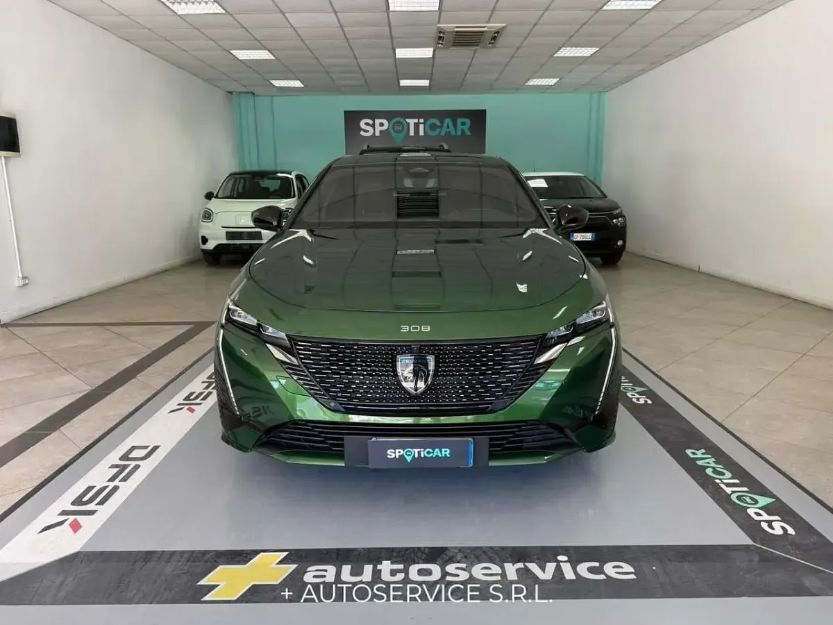 Usata Peugeot 308 GT 131 CV (96 kW) 2022 Verde Berlina