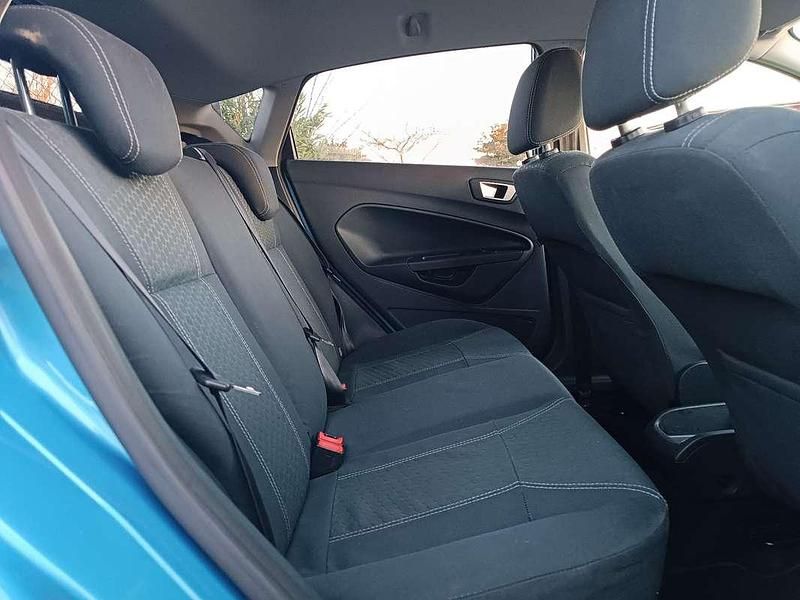 Usata Ford Fiesta Titanium 71 CV (52 kW) 2012 Utilitaria