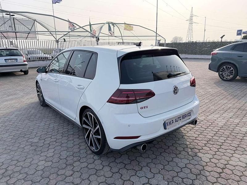 Usata VW Golf VII GTI 245 CV (180 kW) 2018 Bianco Berlina