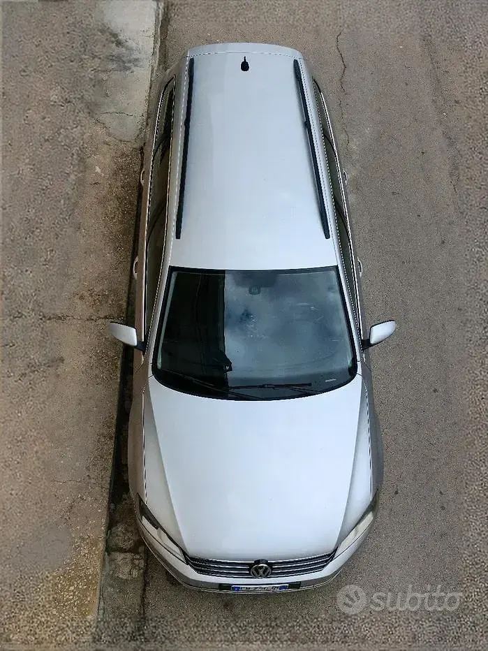 Usata VW Passat 105 CV (77 kW) 2014 Grigio Station wagon