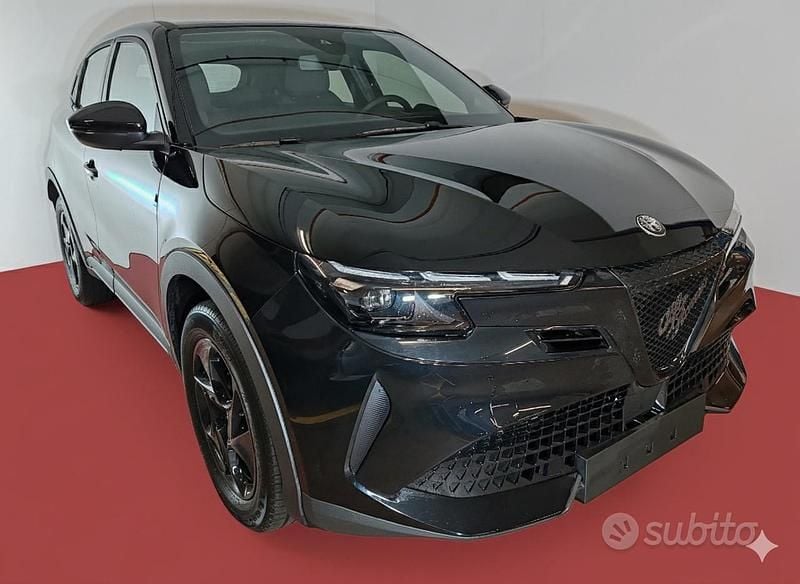 Nuova Alfa Romeo GT Junior 136 CV (100 kW) 2025 Nero SUV