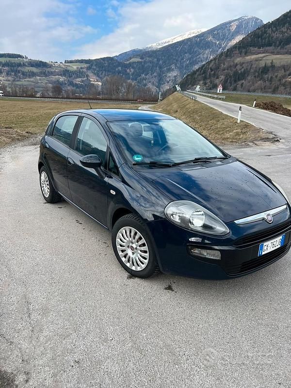 Usata Fiat Punto Evo 2011 Blu Utilitaria