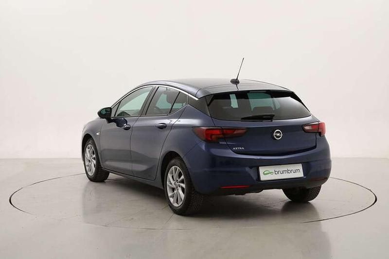 Usata Opel Astra Business Elegance 122 CV (89 kW) 2021 Blu Berlina