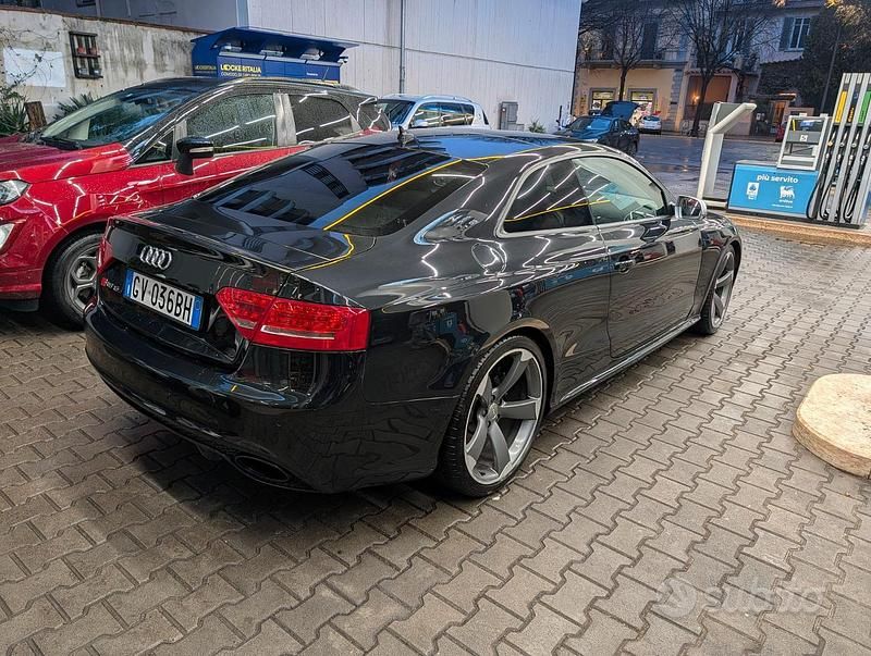 Usata Audi RS5 Ambiente 450 CV (330 kW) 2010 Nero Coupé