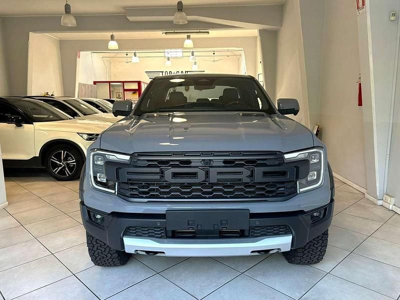 Nuova Ford Ranger Raptor 209 CV (153 kW) 2026 Conquer grey Pick-up
