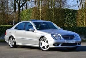 Begagnad Mercedes E55 AMG AMG 476 HK (350 kW) 2003 Silver Sedan