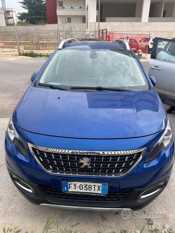 Usata Peugeot 2008 92 CV (67 kW) 2019 Blu SUV