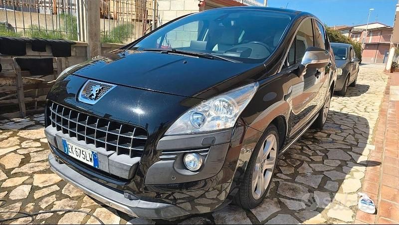 Usata Peugeot 3008 112 CV (82 kW) 2012 Nero Station wagon