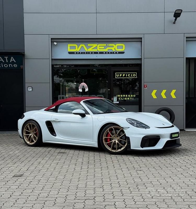 Usata Porsche 718 Spyder 420 CV (308 kW) 2023 Bianco Cabrio