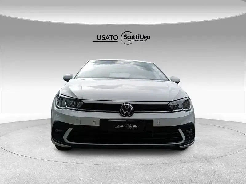 Begagnad VW Polo Life 80 HK (58 kW) 2023 Vit Halvkombi
