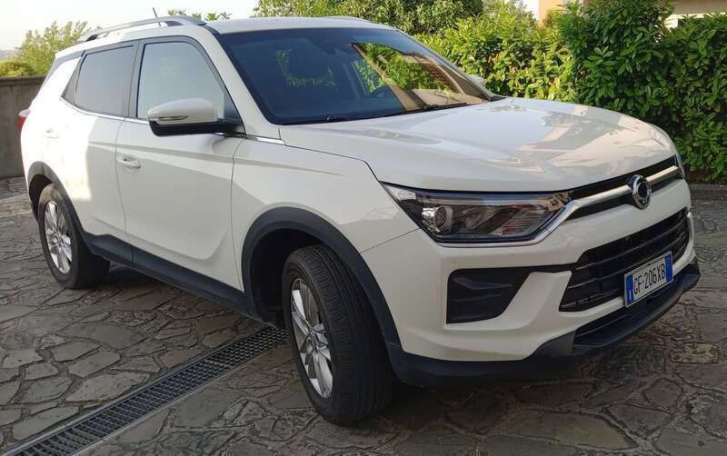 Bianco Usata 2021 Ssangyong (KGM) Korando SUV | 14.000 € (Super prezzo) - Immagine 1/4