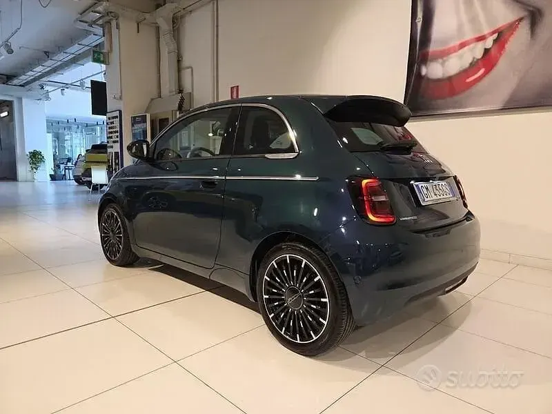 Usata Fiat 500e La Prima 86 kW (118 CV) 2022 Other Berlina