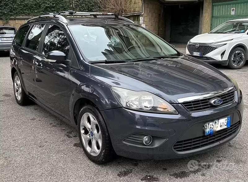 Usata Ford Focus Titanium 110 CV (80 kW) 2011 Grigio Station wagon