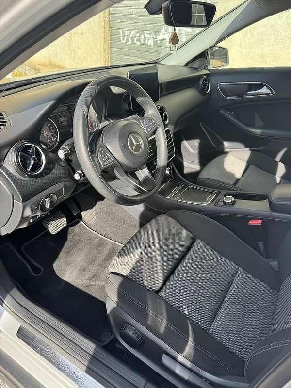 Usata Mercedes GLA200 Executive 136 CV (100 kW) 2017 SUV