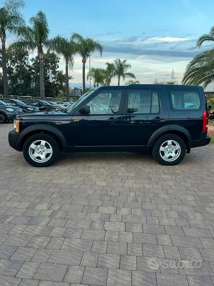 Usata Land Rover Discovery 3 HSE 190 CV (139 kW) 2005 Bluazzurro SUV