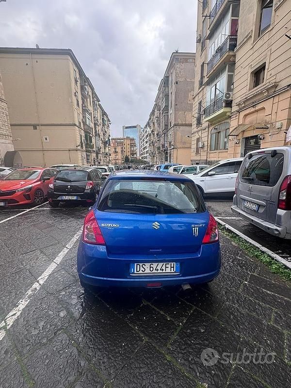 Usata Suzuki Swift 92 CV (67 kW) 2008 Blu Berlina