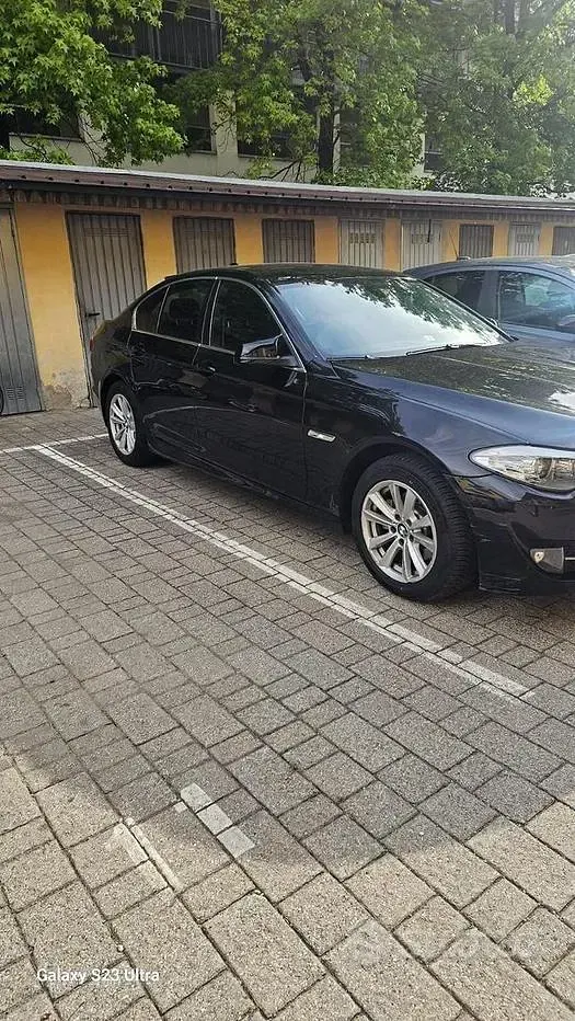 Usata BMW 520 184 CV (135 kW) 2013 Nero Berlina