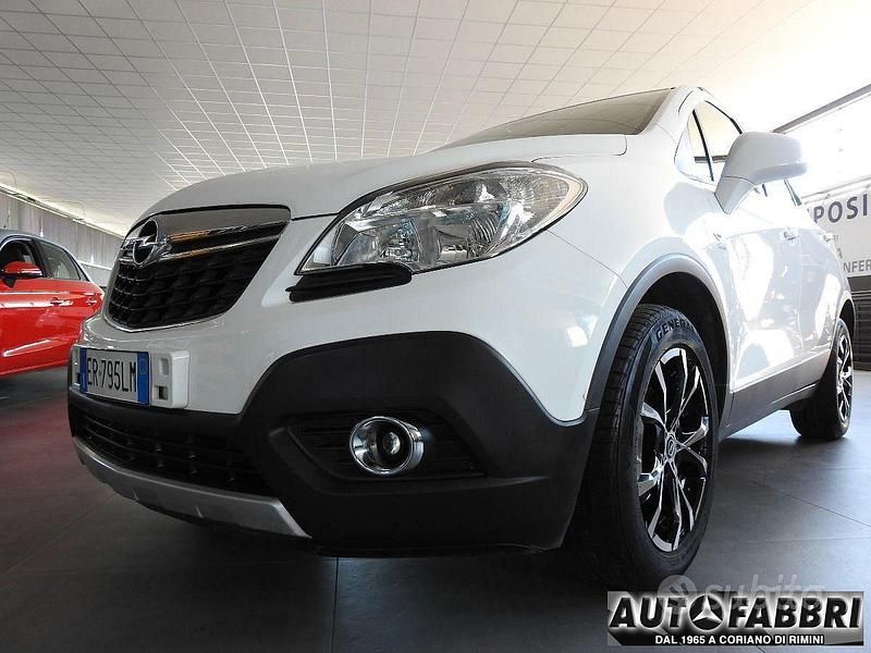 Usata Opel Mokka 115 CV (84 kW) 2013 Bianco SUV