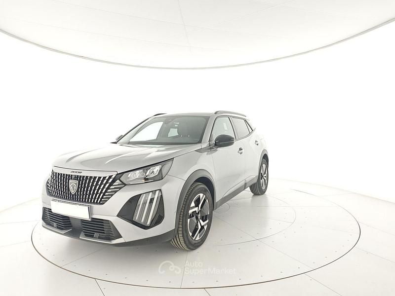 Usata Peugeot 2008 Allure 145 CV (106 kW) 2025 Argento SUV
