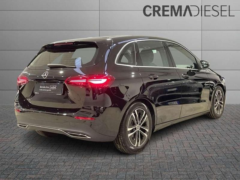 Nuova Mercedes B180 Advanced 116 CV (85 kW) 2025 Nero Monovolume