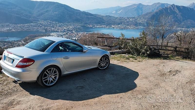 Usata Mercedes SLK200 163 CV (119 kW) 2008 Grigio Cabrio