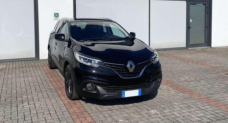 Nero Usata 2016 Renault Kadjar Bose Edition SUV | 13.100 € (Buon prezzo) - Immagine 1/4